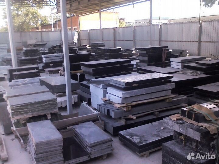 Памятники в розницу