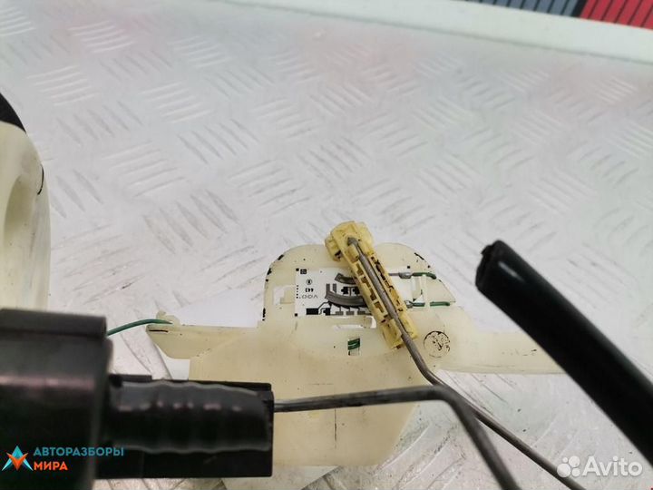 Датчик уровня топлива BMW 3 E46 1999 16116768788