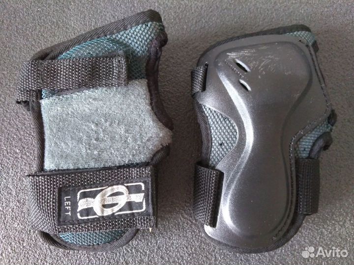 Защита запястья для роликов Rollerblade Pro NX