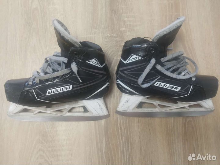 Коньки хоккейные