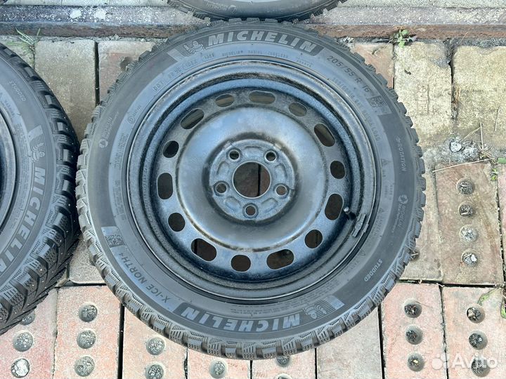 Michelin X-ICE north 4 205/55 R16 5*114,3 цо67,1