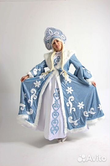 Дед Мороз и Снегурочка