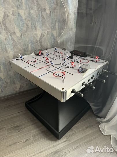 Напольный хоккей bubble hockey
