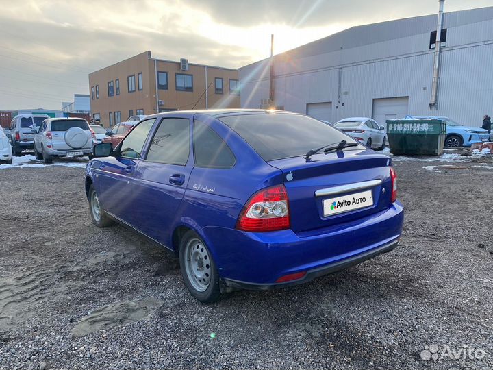 LADA Priora 1.6 МТ, 2011, 200 000 км