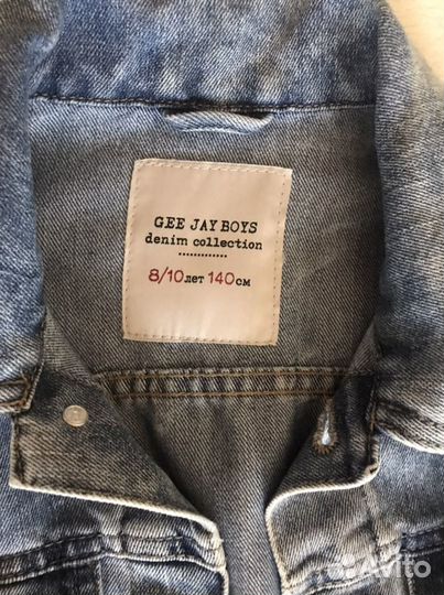 Куртка джинсовая