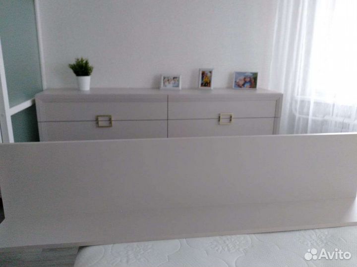 Полка навесная