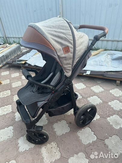 Прогулочная коляска camarelo elix