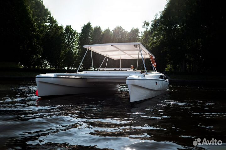 Прогулка на яхте / прогулка на катере