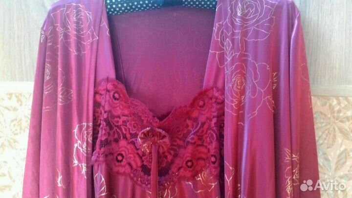 Новый комплект халатик и комбинация р.44