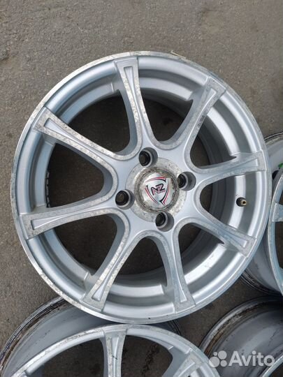 NZ R14 4x98 Et35