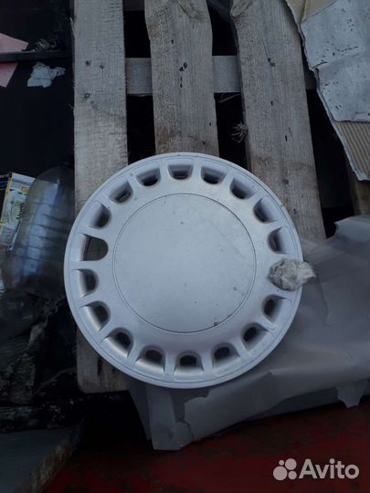 Колпак для диска