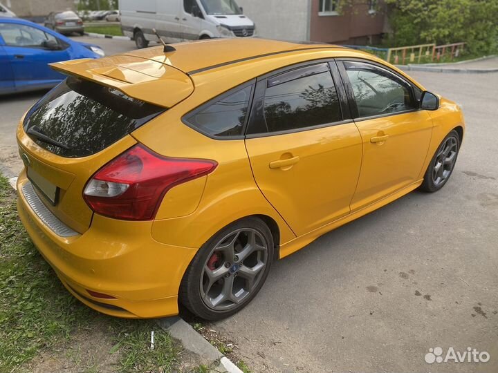Ford Focus ST 2.0 МТ, 2012, 216 800 км