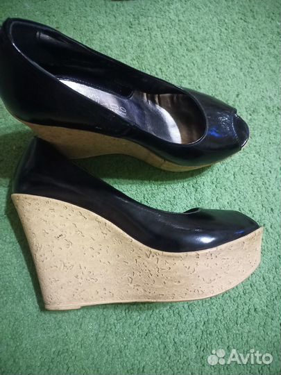 Женская обувь