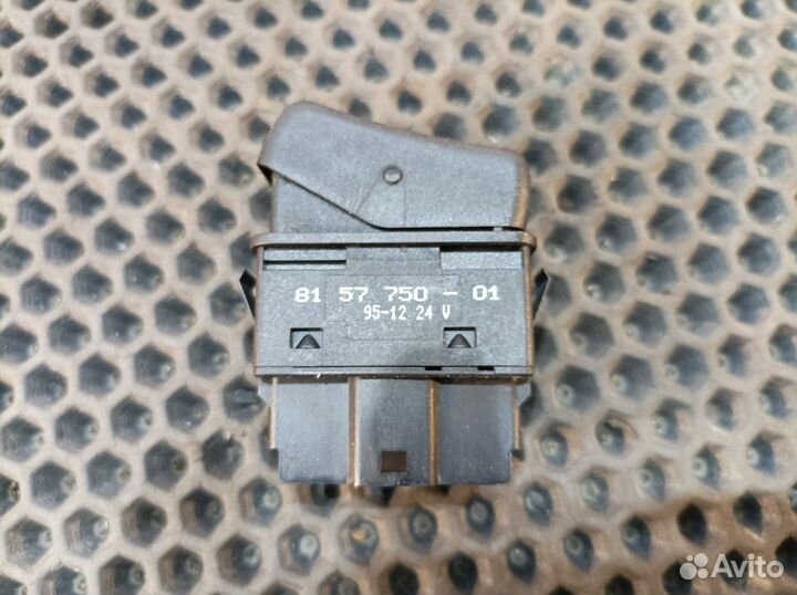 8157750 Кнопка аварийной сигнализации