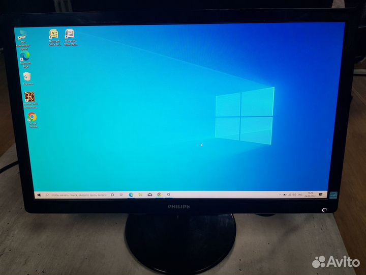 Монитор Philips 22