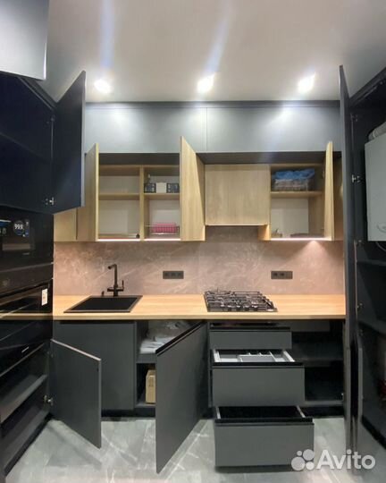 Кухонный гарнитур. Кухня с антресолями ксп:31038