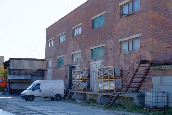 Теплый склад, 670. м²