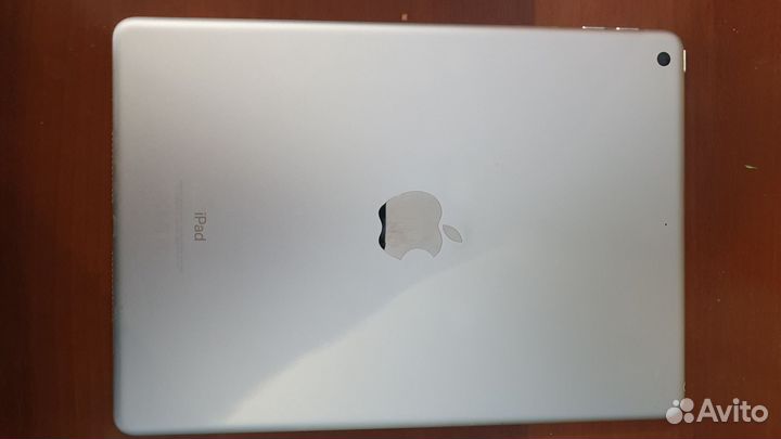 Apple iPad 6 32 wi-fi