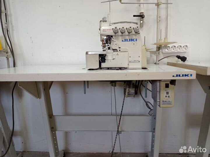 Оверлок Juki MO-6714
