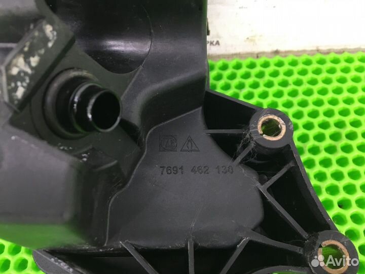 Бачок гидроусилителя Mercedes-Benz E-class