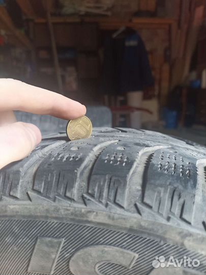 Bridgestone Ice Cruiser 7000 195/60 R15