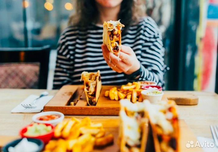 130 т.р чистая прибыльстрид-фуд в центре Воронежа