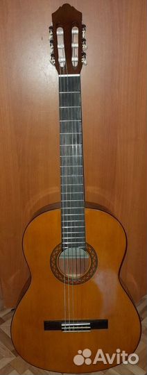 Гитара акустическая yamaha c40