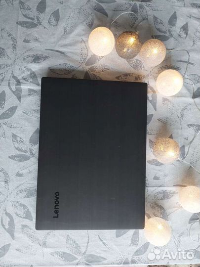 Ноутбук lenovo