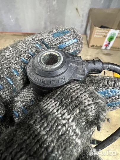 Датчик детонации N62 BMW E53 E60 E63 E65