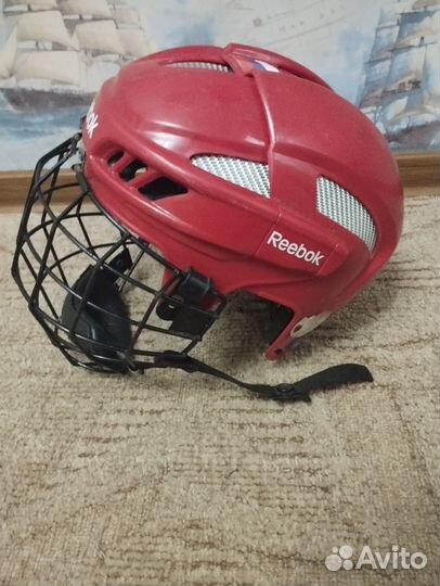 Шлем хоккейный
