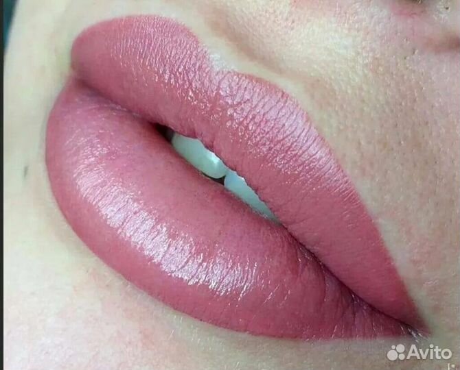 Перманентный макияж губ