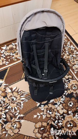 Детская коляска 3 в 1