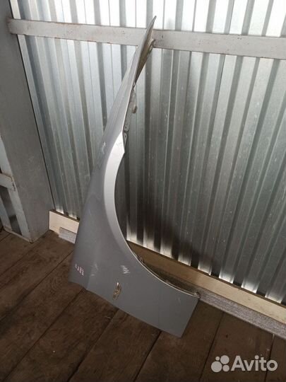 Крыло переднее правое BMW 3-series e90 дорестайл