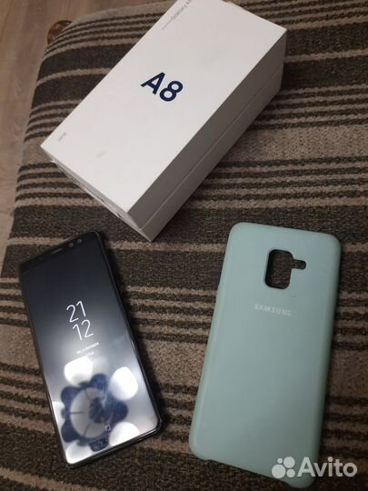 Телефон Samsung galaxy A8