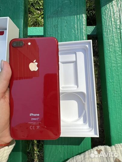 iPhone 8 plus 64gb red