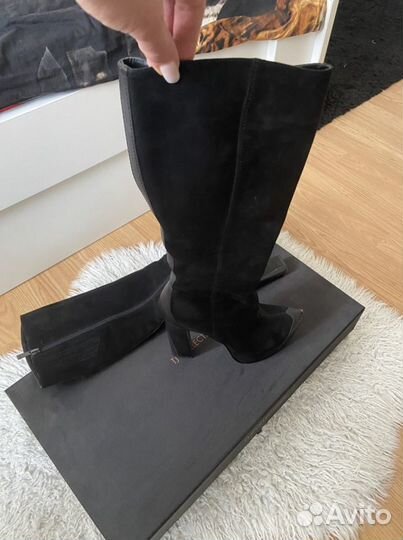 Продам фирменные демисезонные сапоги р. 38