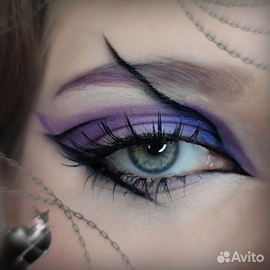 Модель на макияж