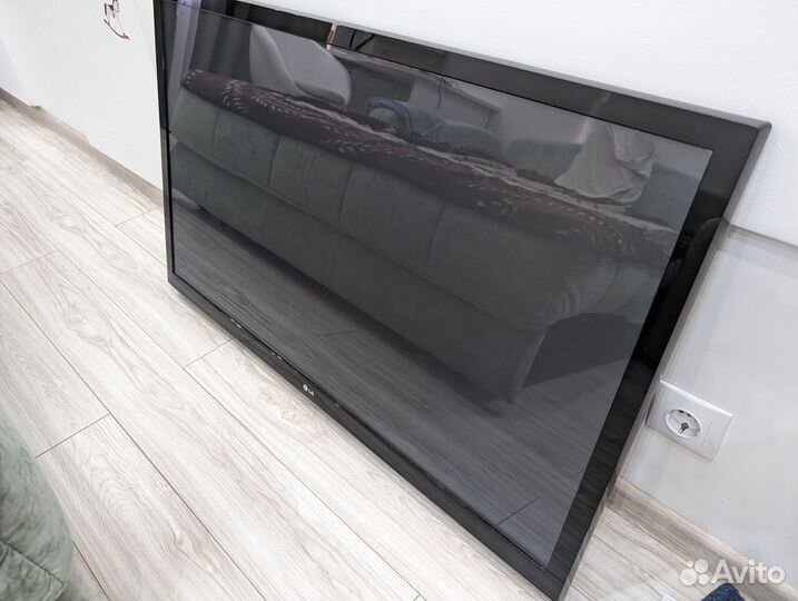 Телевизор LG 42PA4510, 42