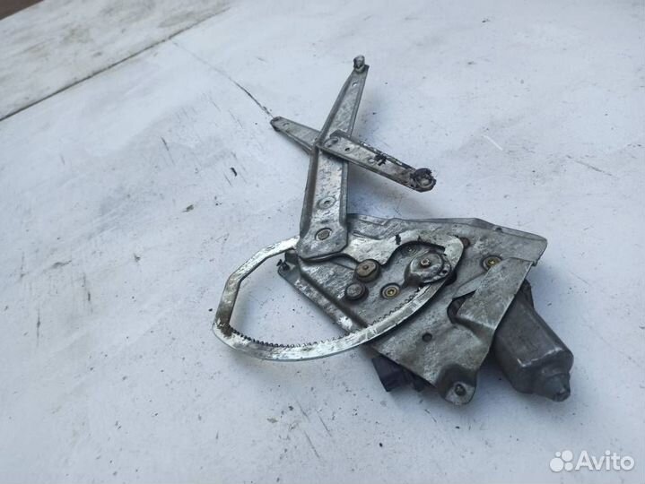 Стеклоподъемник электрический передний правый