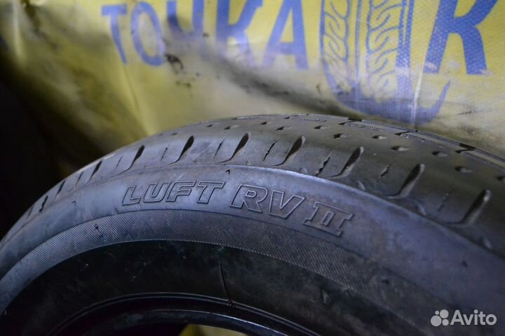 Bridgestone Luft RV II 215/60 R17