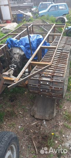 Гусеничный вездеход