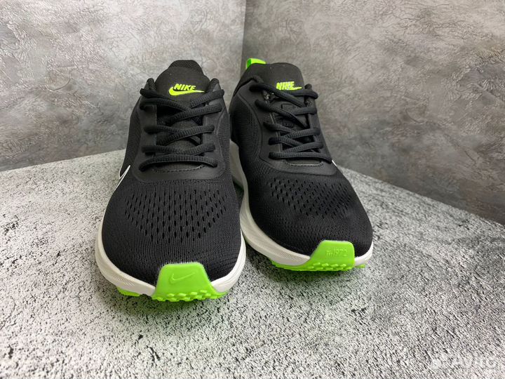 Кроссовки Nike Air Zoom