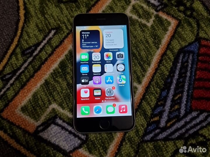 iPhone 6S, 64 ГБ