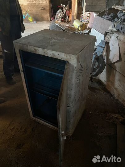 Продам сейф