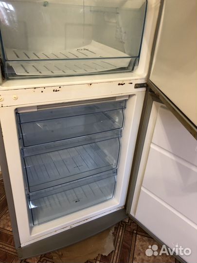 Холодильник AEG Electrolux