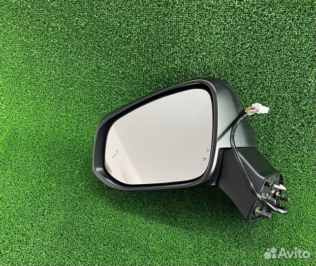 Зеркало левое Toyota RAV-4 19