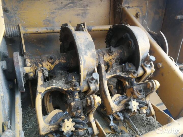 Пресс-подборщик Rivierre Cassalis ER 40, 1993