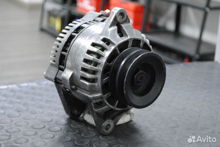 Генератор Ford Ranger, Mazda B2500 2.5 Diesel б/у