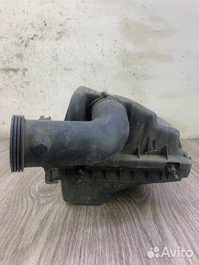 Корпус воздушного фильтра Opel Astra G Z16XE