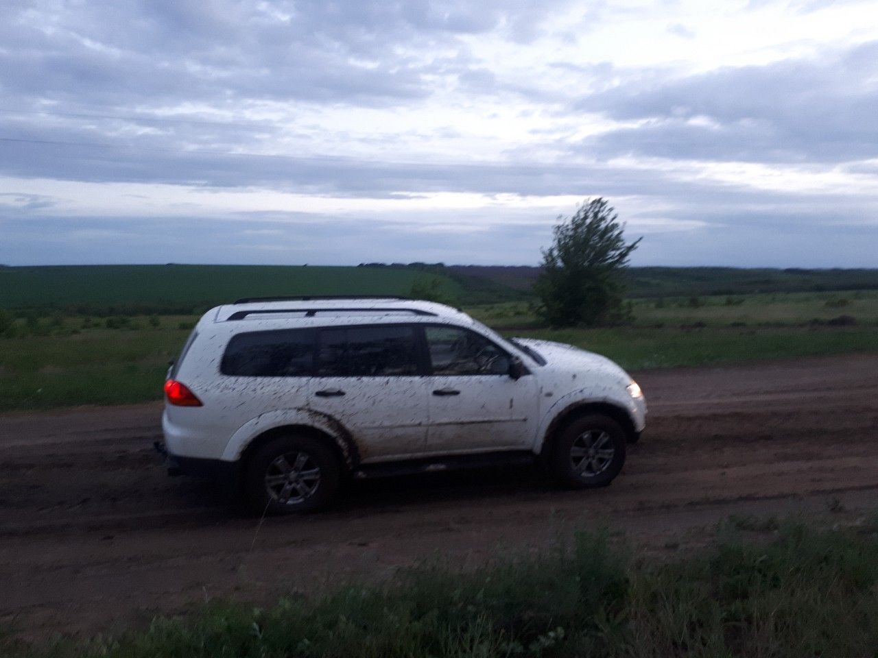 Mitsubishi Pajero Sport: фото владельца